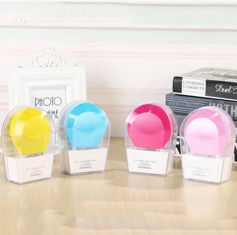 Aparat masaj facial